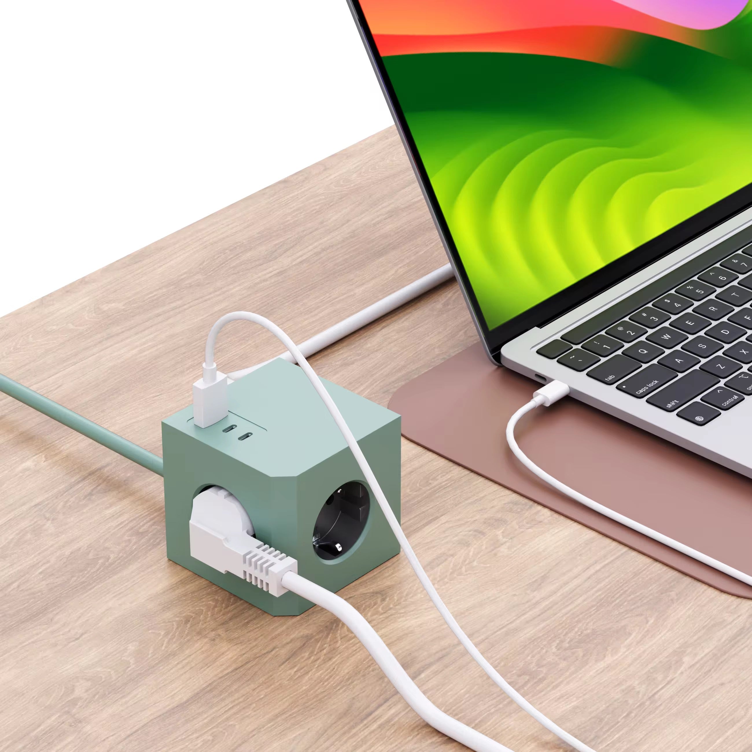 Kub Grenuttag Med USB-C, USB-A / Magnet